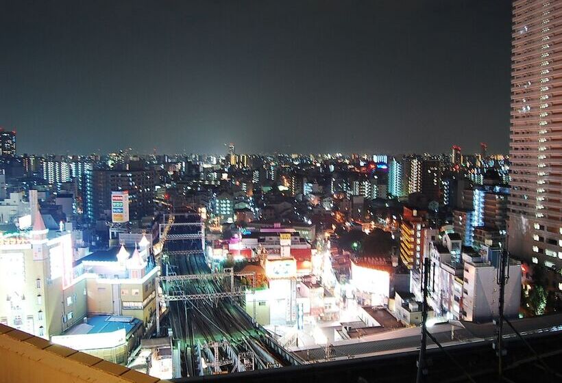Номер Стандарт, Keihan Kyobashi Grande