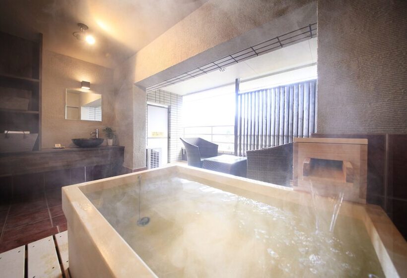 חדר סטנדרט לארבעה, Merveille Hakone Gora