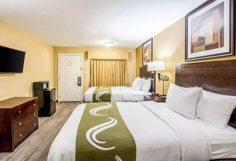 Standard-huone 2 Parivuodetta, Quality Inn