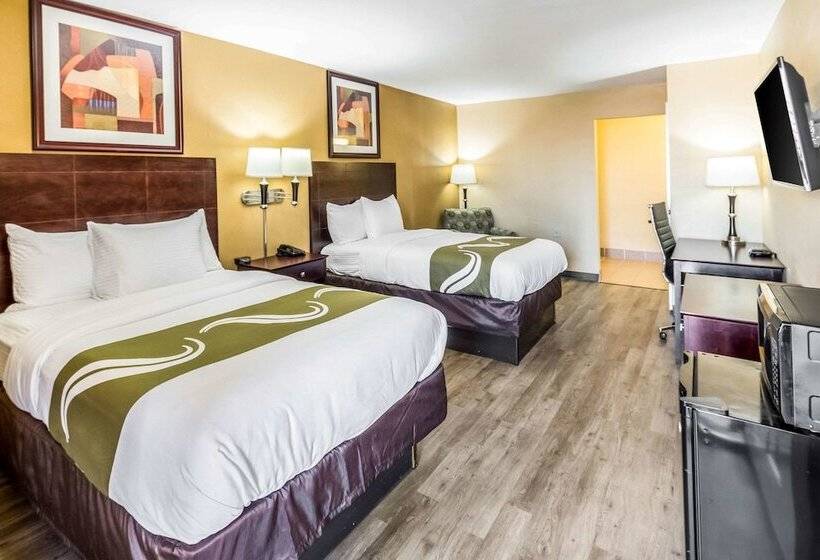 غرفه قياسيه سريرين مزدوجين, Quality Inn