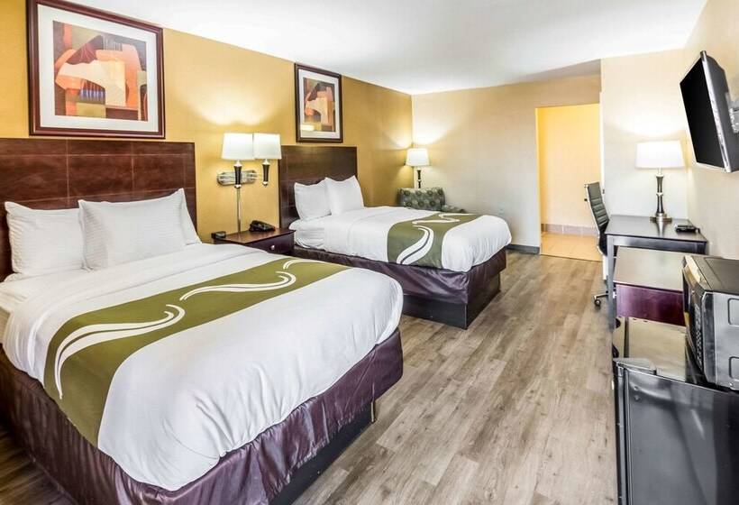 غرفه قياسيه سريرين مزدوجين, Quality Inn