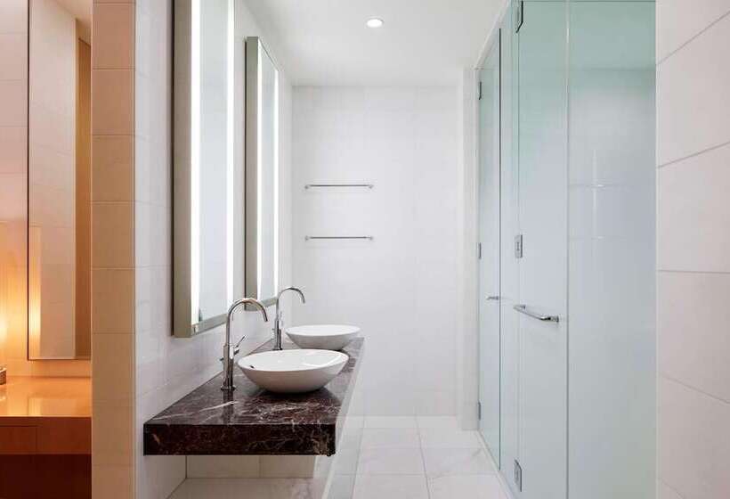 סוויטת קלאב, Sheraton Grand Hiroshima