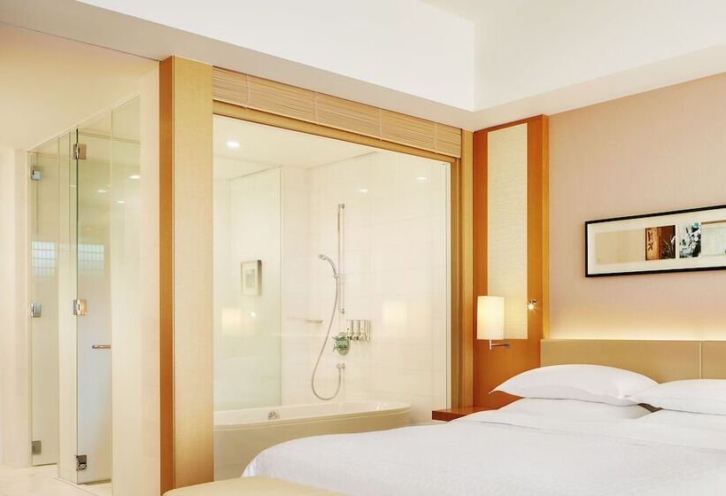 סוויטת קלאב, Sheraton Grand Hiroshima