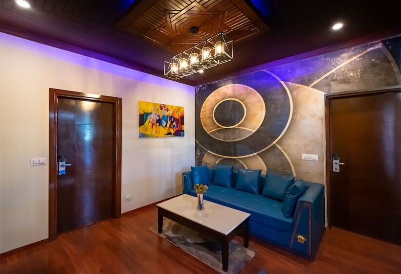 اتاق سوپریور, The Highland Park