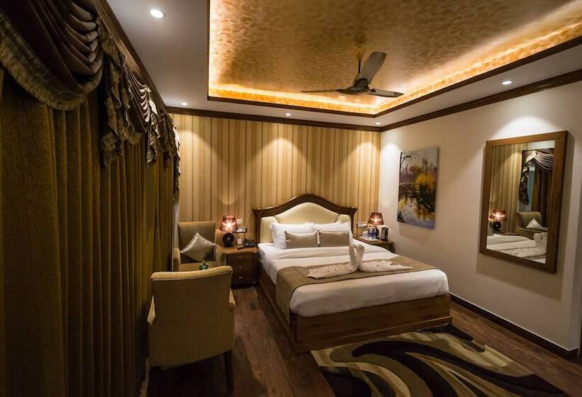 اتاق لوکس, The Highland Park