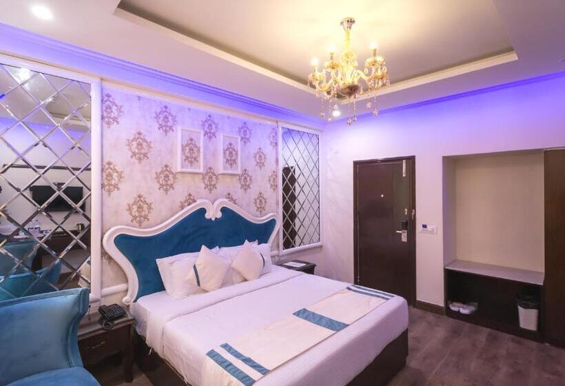 اتاق لوکس, The Highland Park