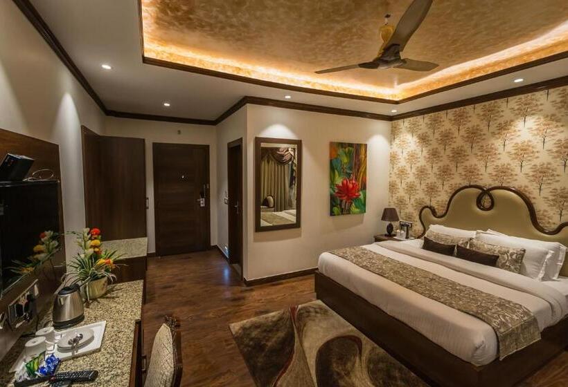 اتاق استاندارد با تخت بزرگ, The Highland Park