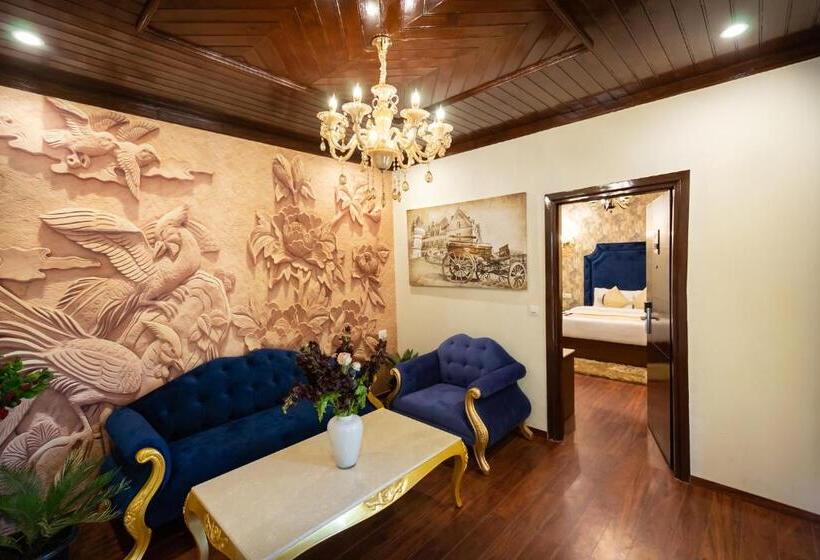 اتاق سوپریور, The Highland Park