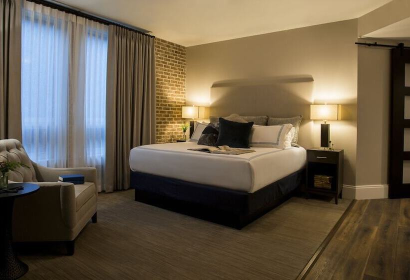 スイート, The Restoration