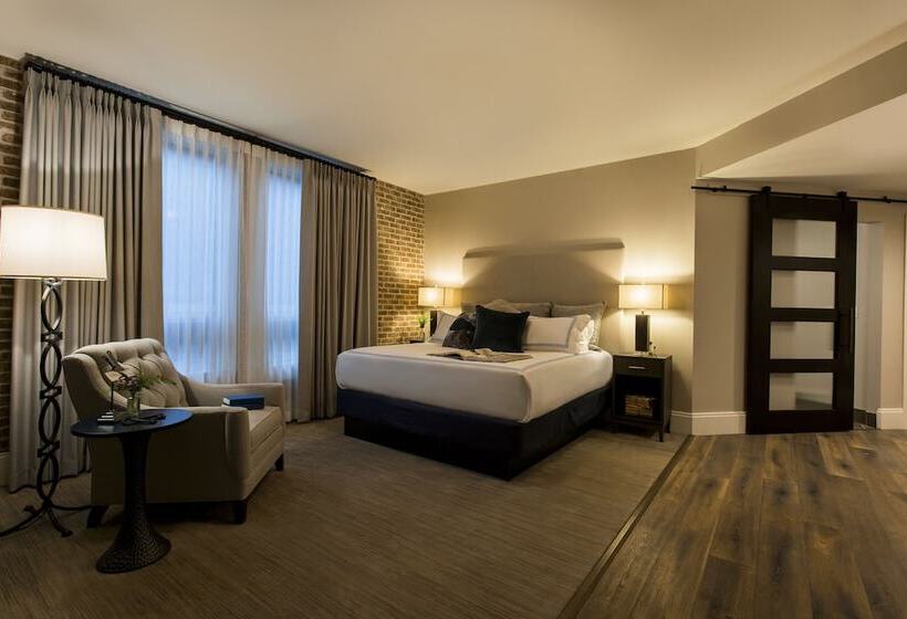 スイート, The Restoration