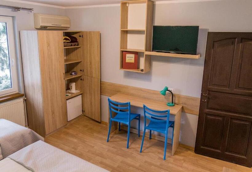 חדר סטנדרט לשלושה, Eko Hotel Na Wierzynka & Park Pinokia