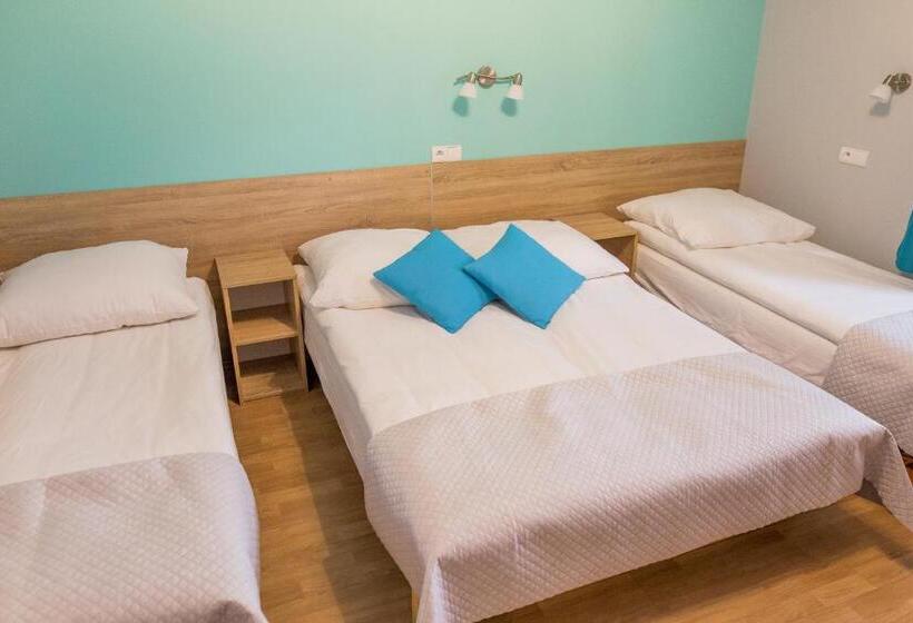 חדר סטנדרט לשלושה, Eko Hotel Na Wierzynka & Park Pinokia