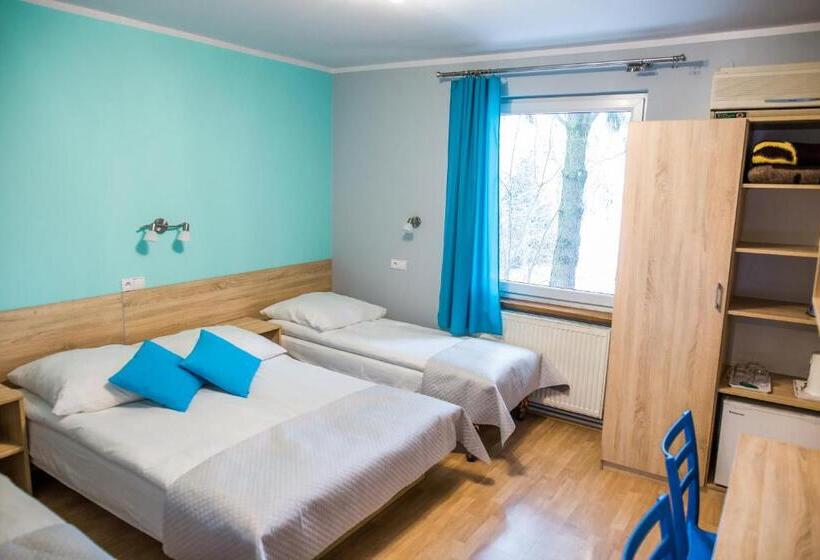 חדר סטנדרט לשלושה, Eko Hotel Na Wierzynka & Park Pinokia