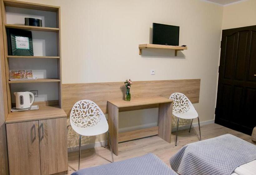 חדר סטנדרט לשלושה, Eko Hotel Na Wierzynka & Park Pinokia