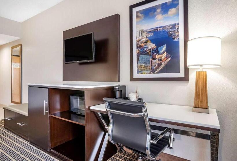 キングサイズベッドのデラックスルーム, Best Western Chesapeake Bay North Inn