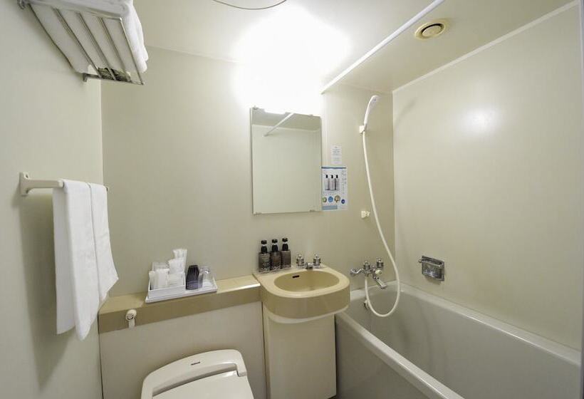 غرفة قياسية, Court Hotel Shin Yokohama