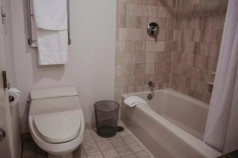 スイート, Hampton Inn White House