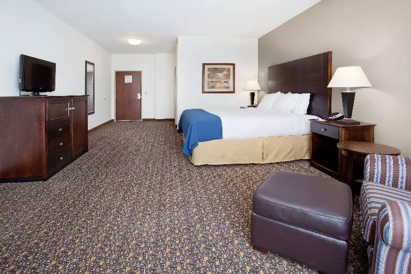 キングサイズベッドのスタンダードルーム, Holiday Inn Express Hotel & Suites Lander, An Ihg
