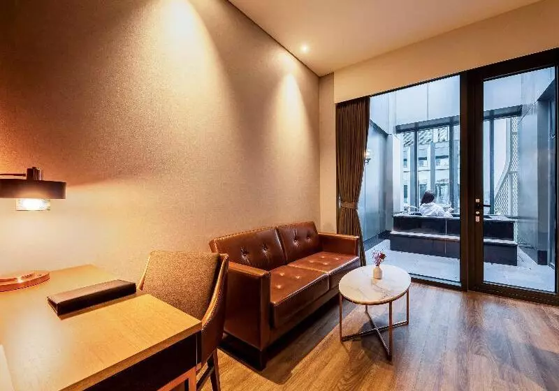 Standard-invahuone, Holiday Inn Express Hotel & Suites Lander, An Ihg
