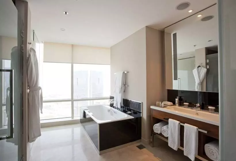 سوییت, Intercontinental Doha The City, An Ihg