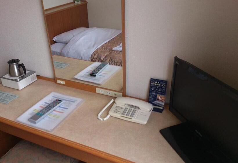 标准单人间, Kajiwara