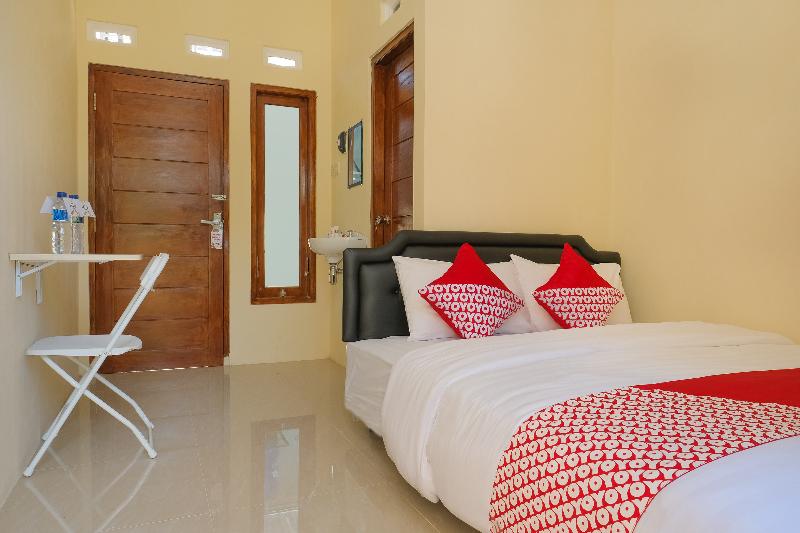 Полулюкс, The Alts