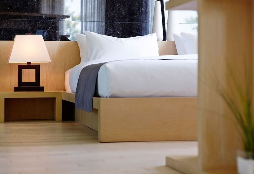 סוויטה דלוקס, Kinock Pet