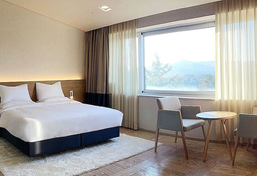 חדר דלוקס, Kinock Pet