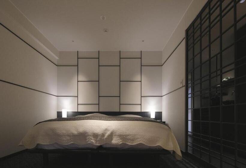 اتاق سوپریور, Azumaen