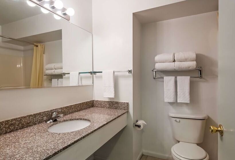 סוויטה, Surestay Plus Hotel By Best Western Berkeley Springs