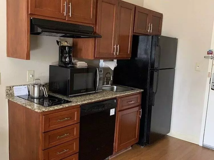 سوئیت برای معلولان, Candlewood Suites Temple, An Ihg