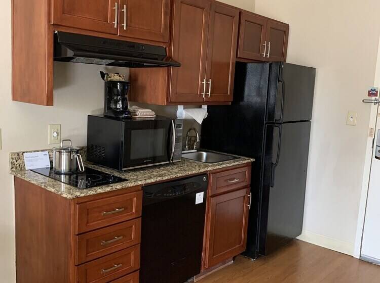 جناح لذوى الاحتياجات الخاصة, Candlewood Suites Temple, An Ihg