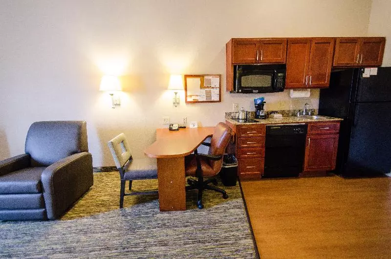 استودیو استاندارد با تخت کینگ, Candlewood Suites Temple, An Ihg