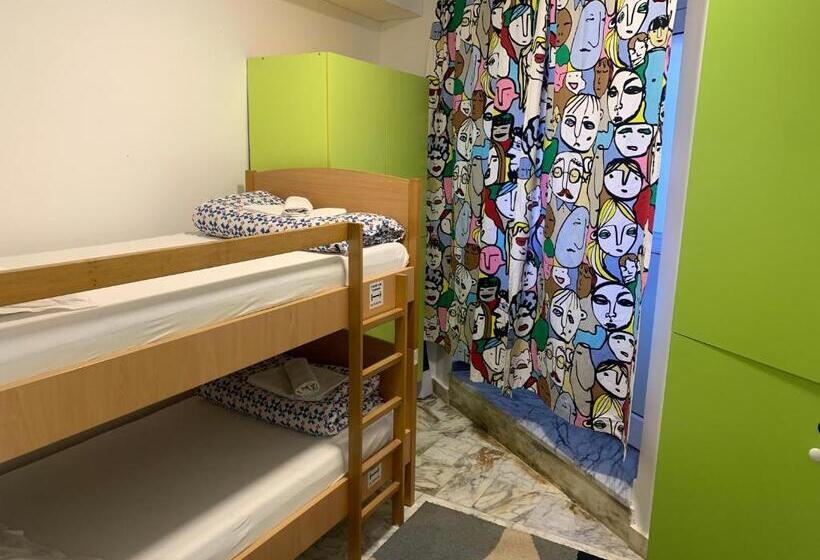 ファミリールーム, Hostel Split