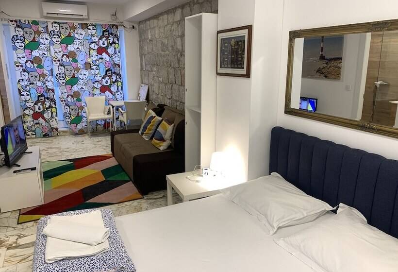 Quarto Familiar, Hostel Split