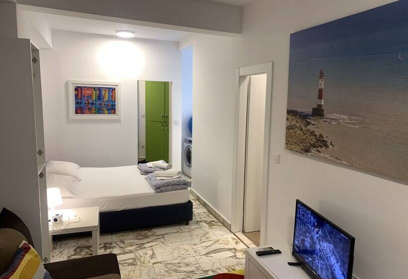 Quarto Familiar, Hostel Split