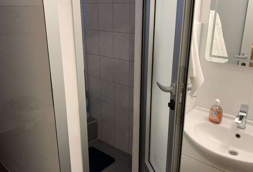 Quarto standard, Hostel Split