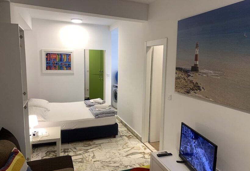 ファミリールーム, Hostel Split