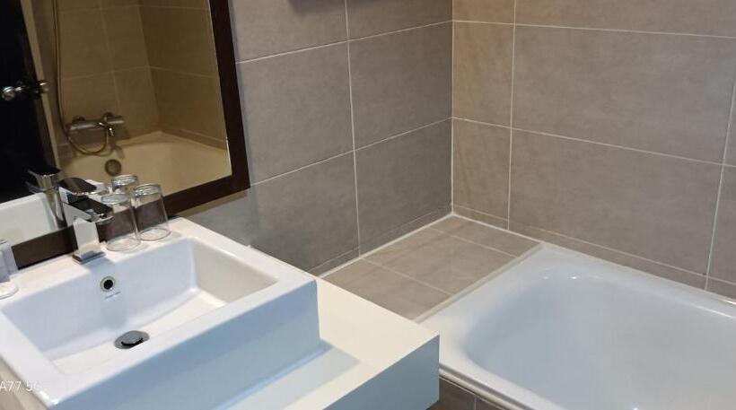 اتاق لوکس, Amverton Heritage Resort