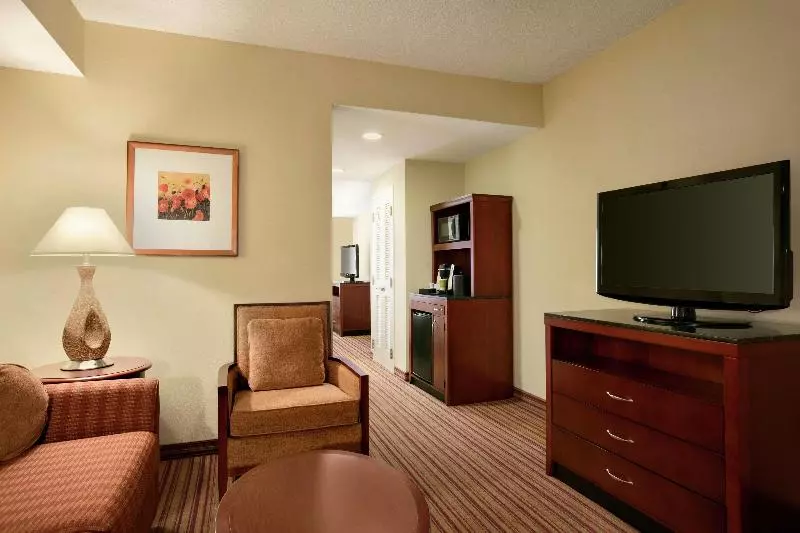 スイート, Candlewood Suites Louisville North, An Ihg