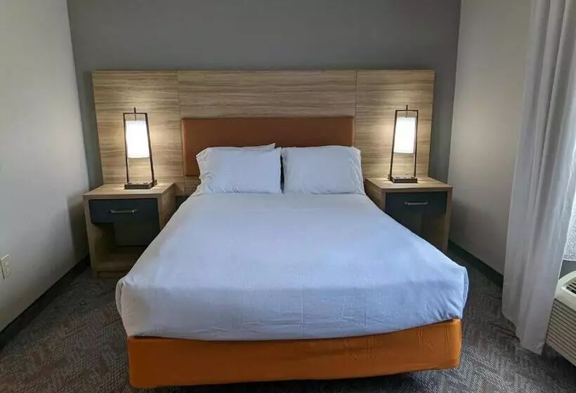 スタンダードスタジオ, Candlewood Suites Wilson, An Ihg