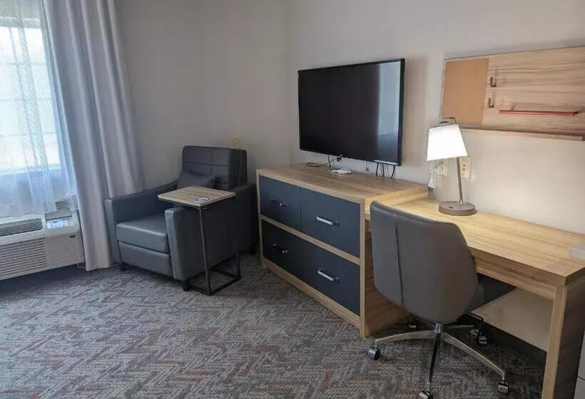 スタンダードスタジオ, Candlewood Suites Wilson, An Ihg