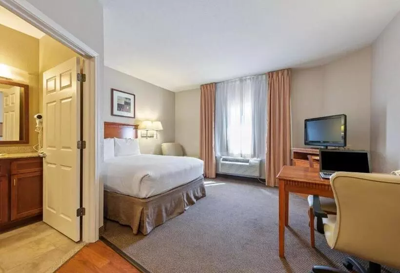 スタンダードスタジオ, Extended Stay America Suites  Lawton  Fort Sill