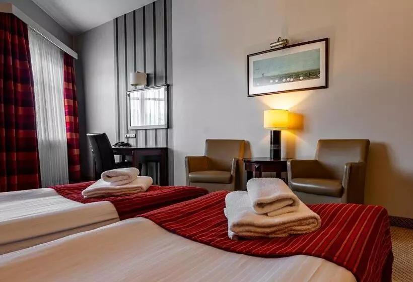 Standard Kolmen Hengen Huone, Galicja Wellness & Spa