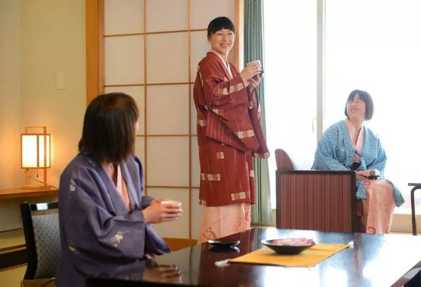 景色の見えるスタンダード４人部屋, Grand Mer Sankaiso
