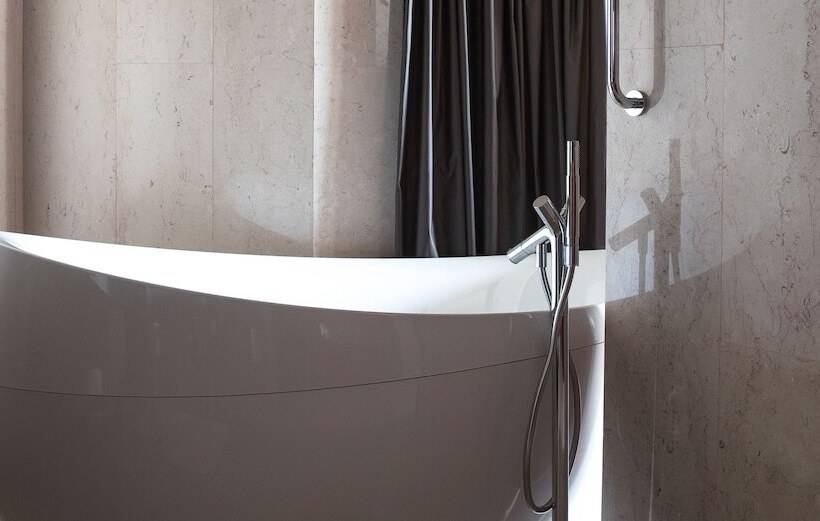 اتاق پرمیوم, Jumeirah Creekside Dubai