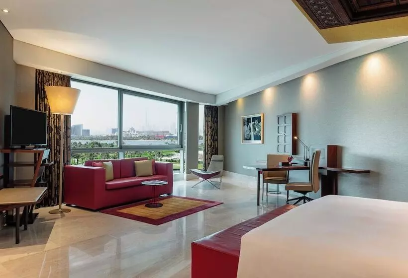 سوئیت پرزیدنت, Jumeirah Creekside Dubai