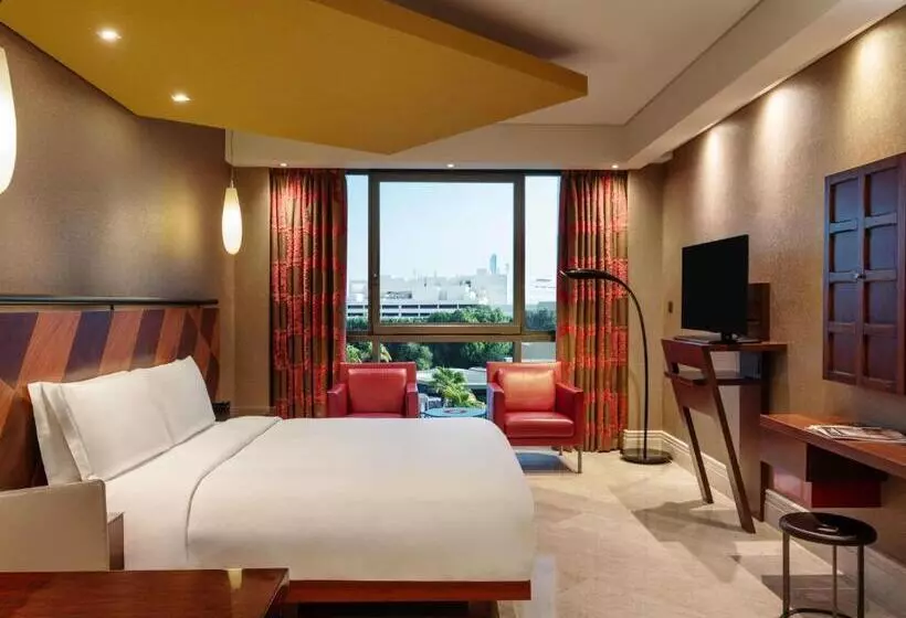 اتاق سوپریور با تخت بزرگ, Jumeirah Creekside Dubai
