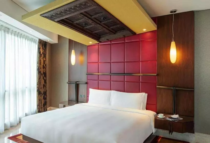 سوئیت با تخت بزرگ, Jumeirah Creekside Dubai