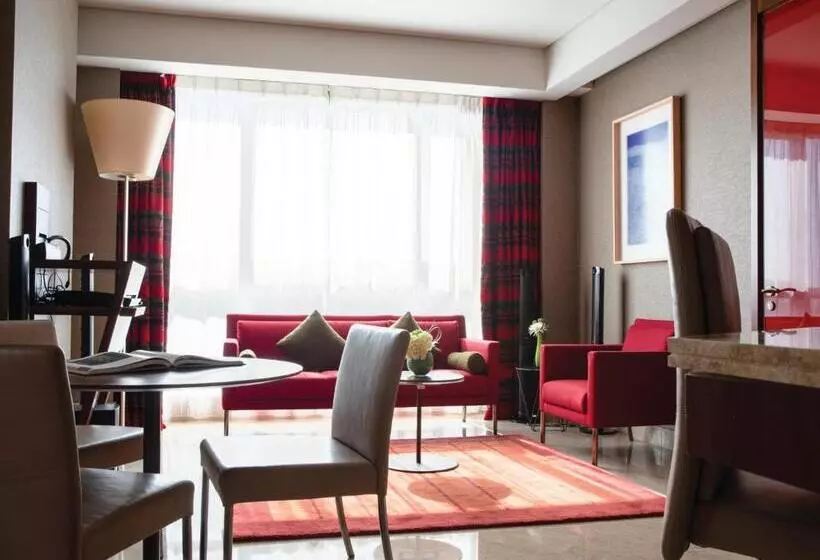 سوئیت اجرایی با تخت کینگ, Jumeirah Creekside Dubai